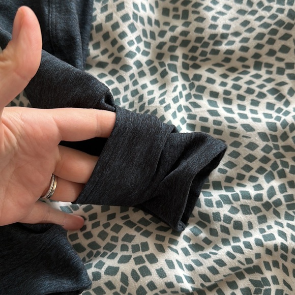 Lululemon Morning Miles Long Sleeve - Picture 7 of 12